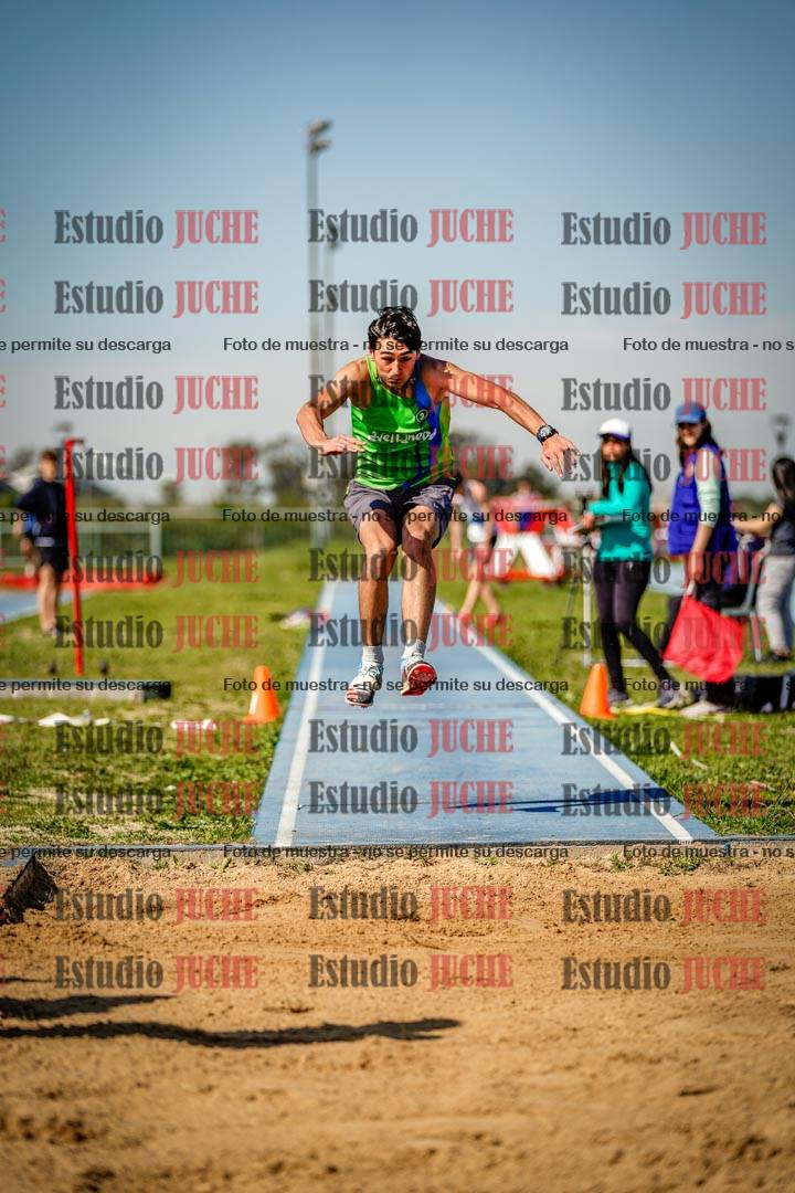 Fotos del salto triple de varones