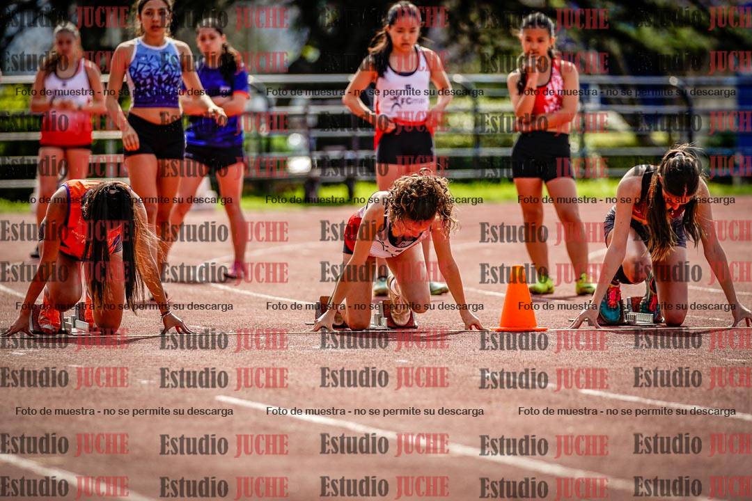 Fotos de los 80 m llanos de mujeres