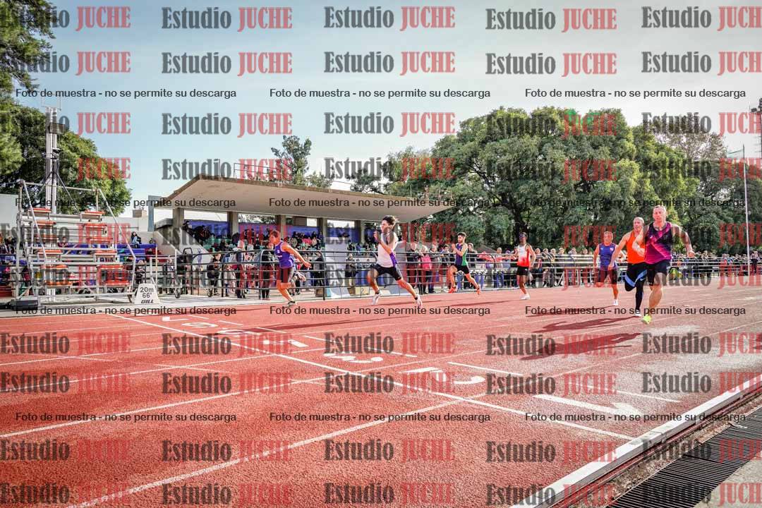 Fotos de los 100 m llanos de varones