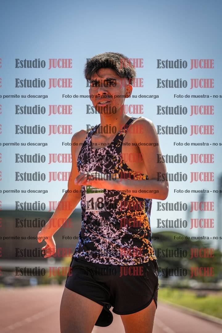 Fotos de los 2400 m de varones