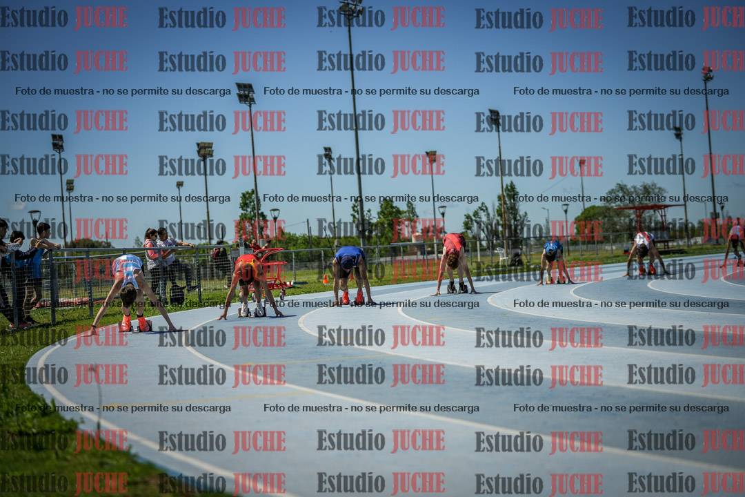 Fotos de los 200 m llanos de varones