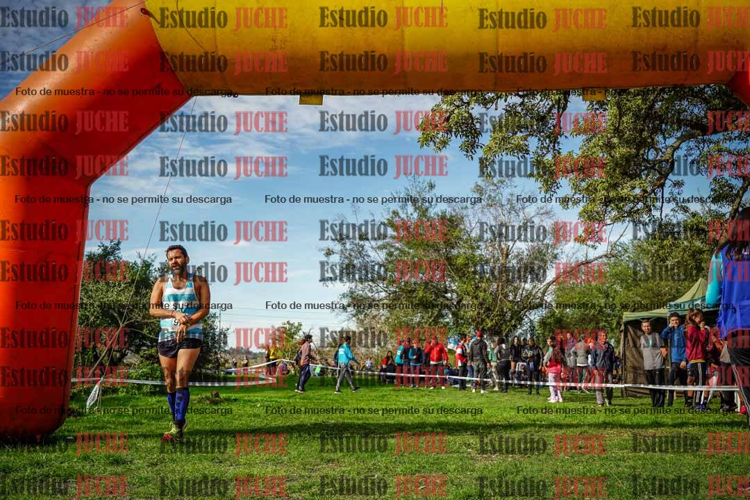 Fotos de la llegada del cross de 4000 m - varones