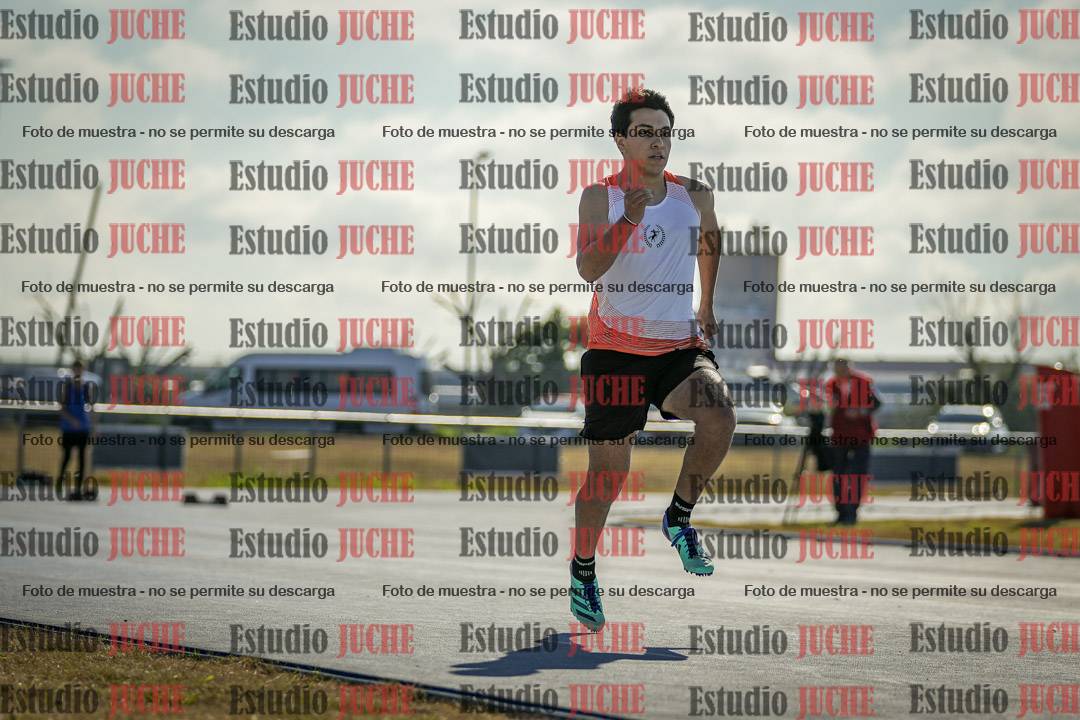 Fotos de los 100 m llanos de varones