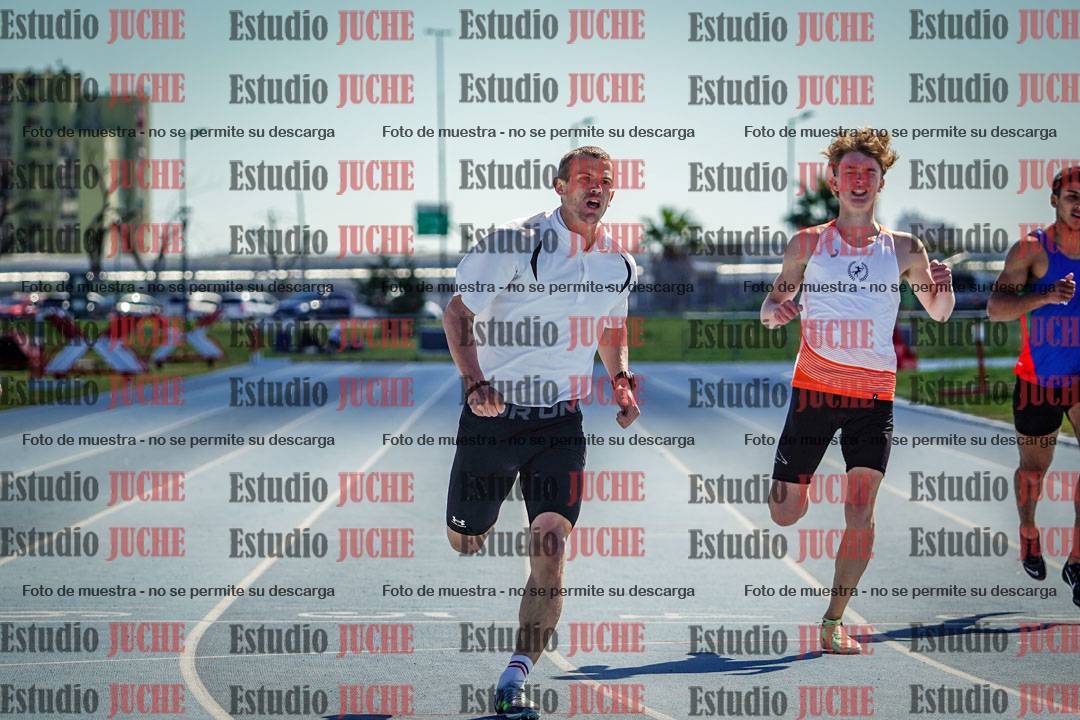 Fotos de los 200 m llanos de varones