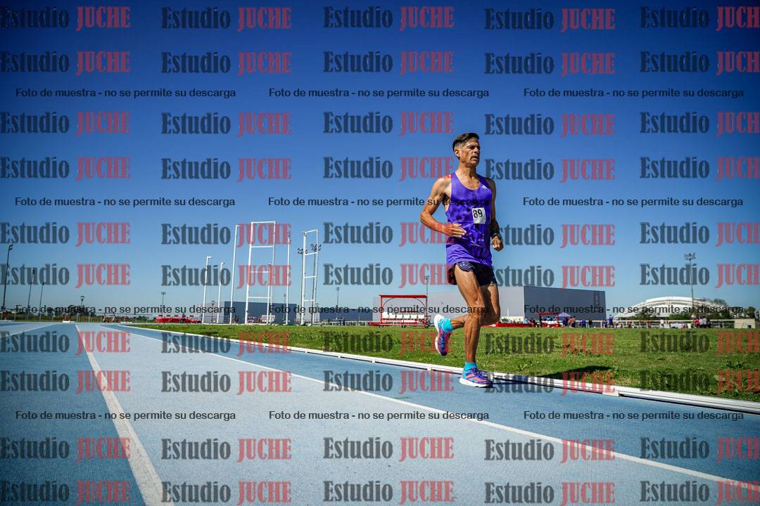 Fotos de los 5000 m de mujeres y varones - serie 2