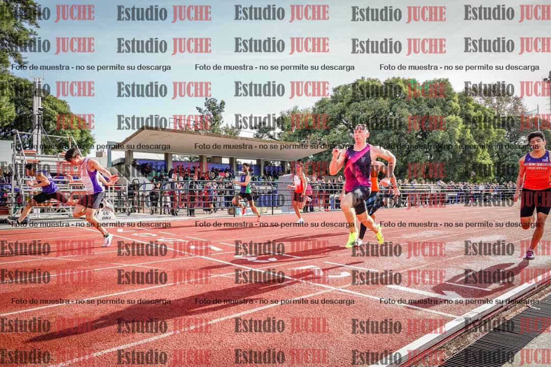 Fotos de los 100 m llanos de varones
