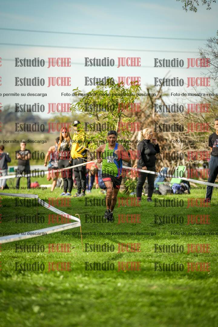 Fotos de la llegada del cross de 4000 m - varones