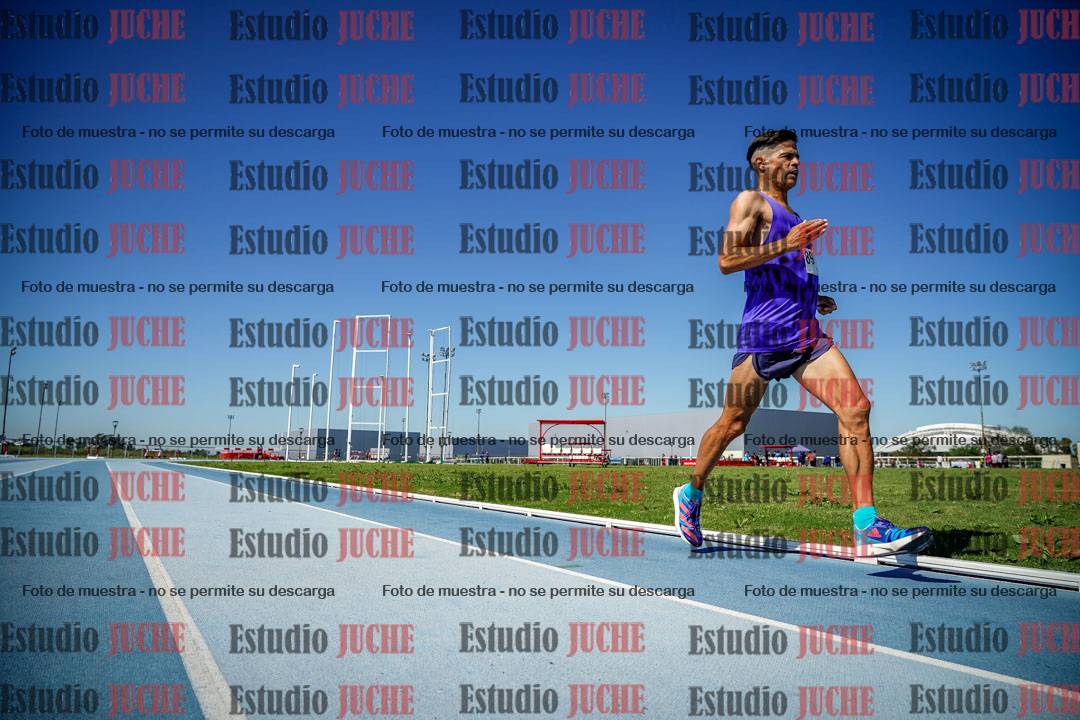 Fotos de los 5000 m de mujeres y varones - serie 2