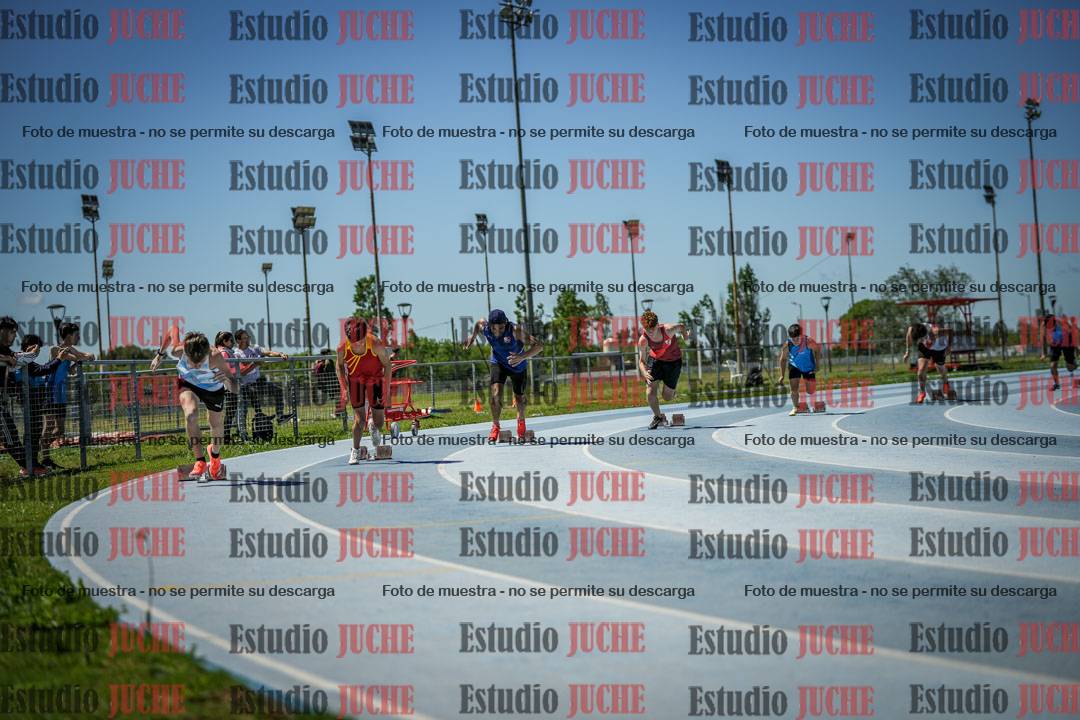 Fotos de los 200 m llanos de varones