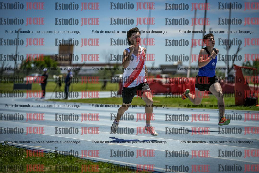 Fotos de los 100 m llanos de varones