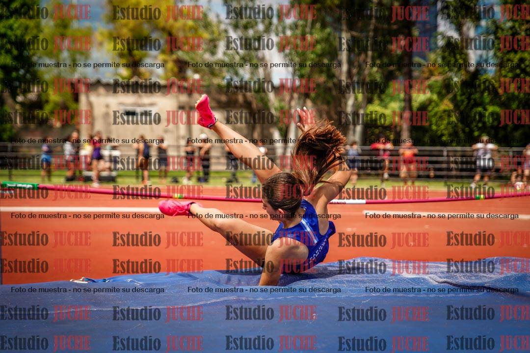 Fotos del salto en alto de mujeres