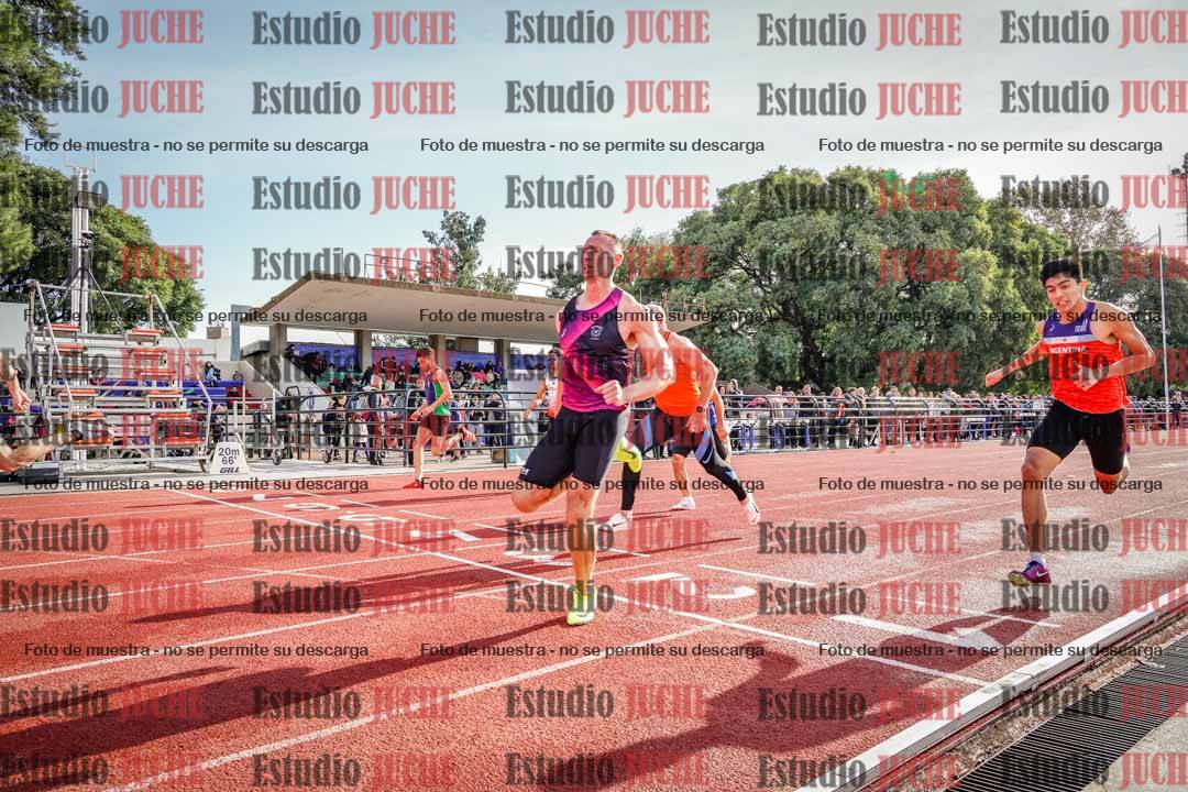 Fotos de los 100 m llanos de varones