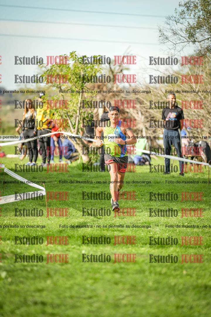 Fotos de la llegada del cross de 4000 m - varones