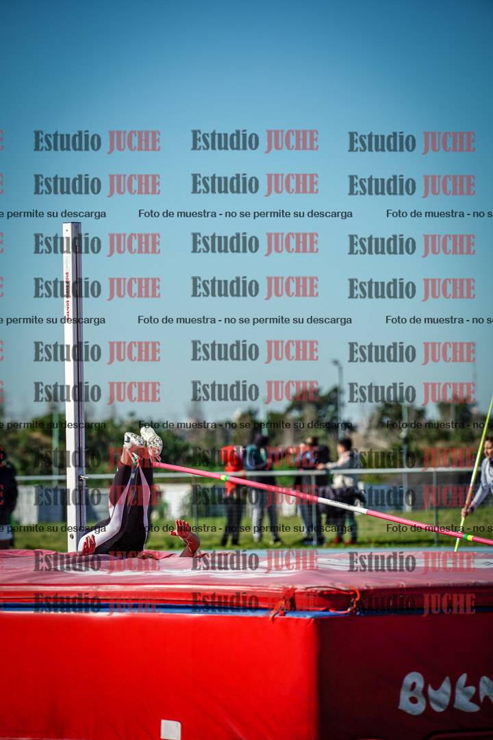 Fotos del salto en alto de mujeres - todas las categorías (incluye combinadas)