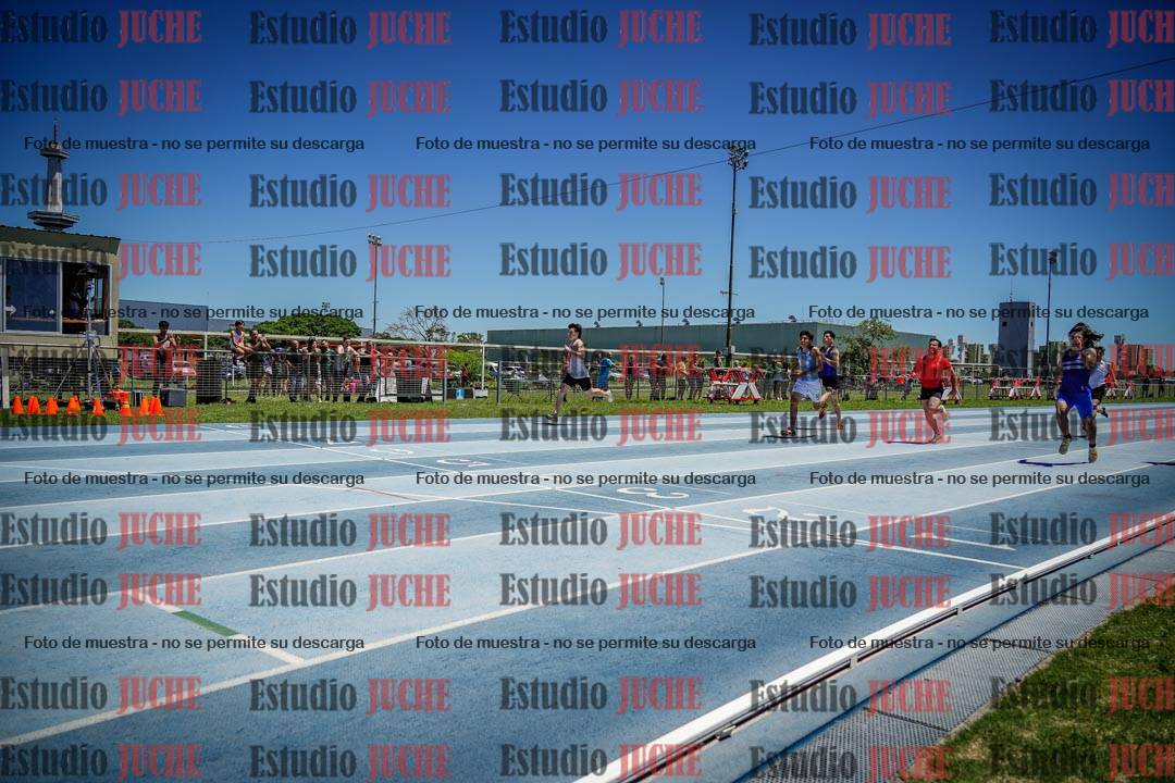 Fotos de los 100 m llanos de varones
