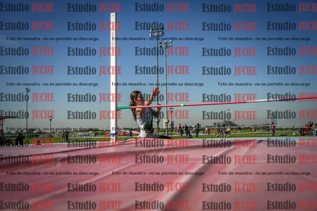 Fotos del salto en alto de mujeres - heptatlón 2