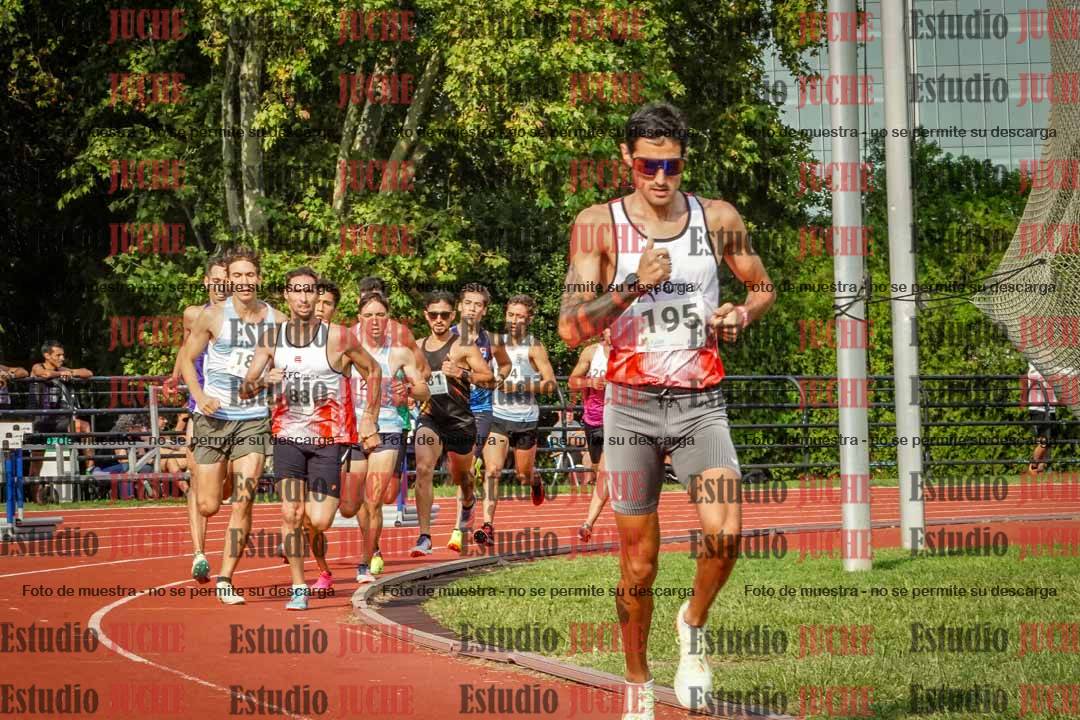 Fotos de los 3000 m llanos de varones