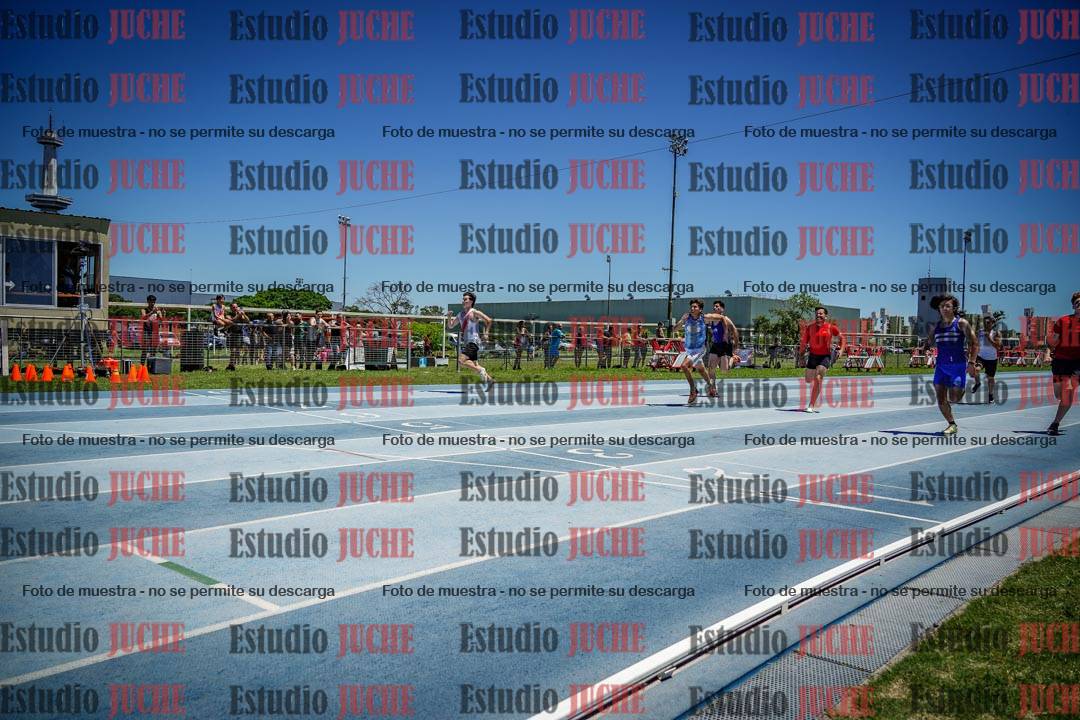 Fotos de los 100 m llanos de varones