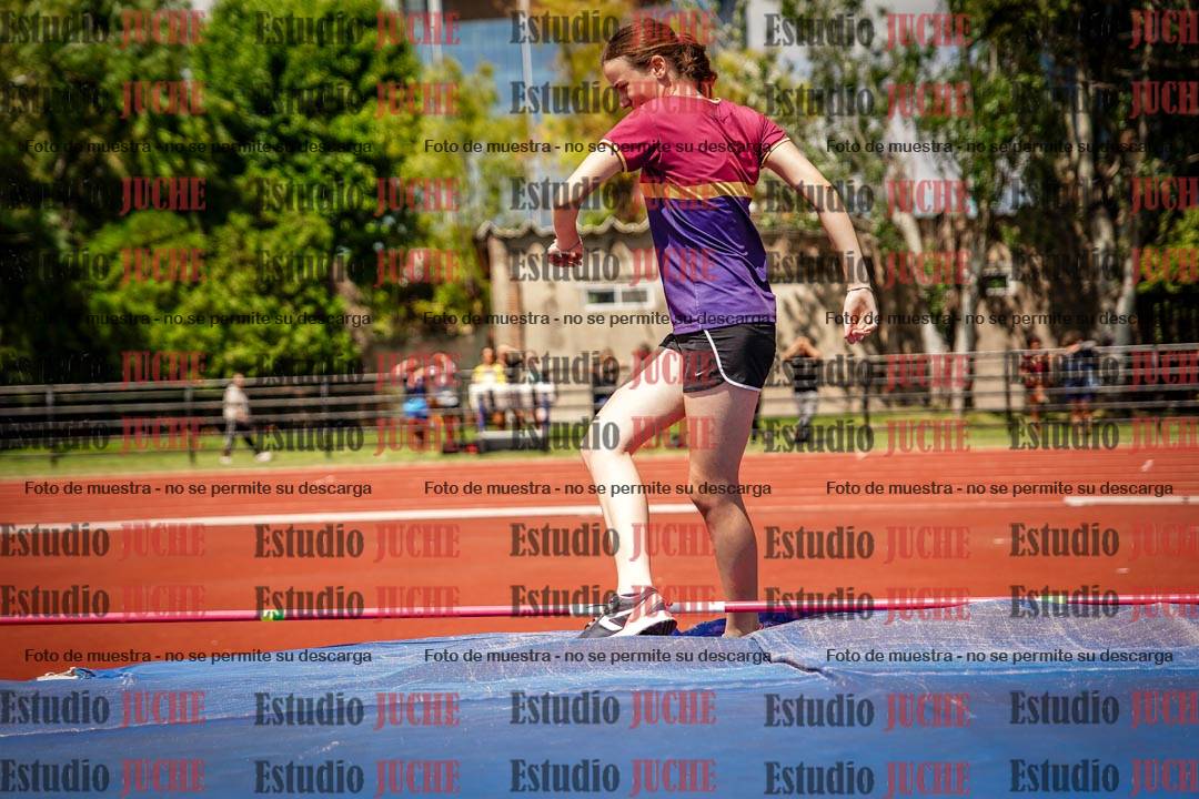 Fotos del salto en alto de mujeres