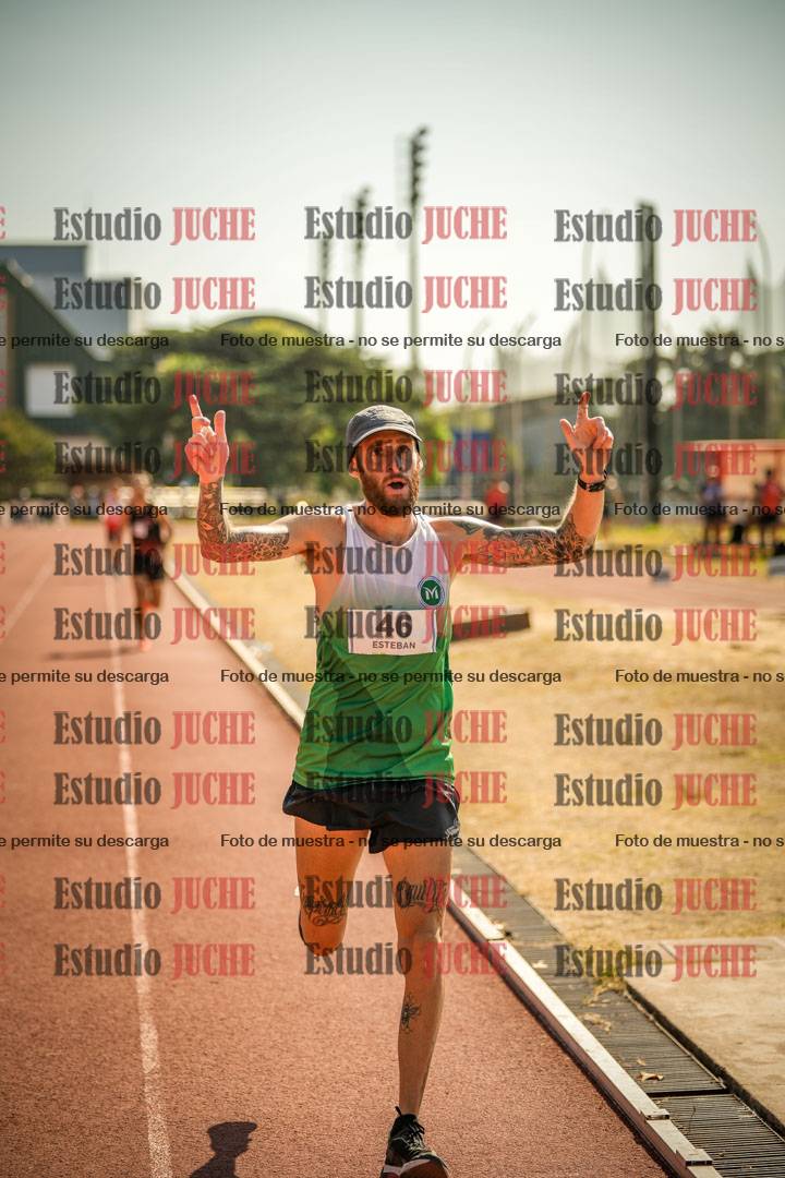 Fotos de los 3000 m llanos de varones
