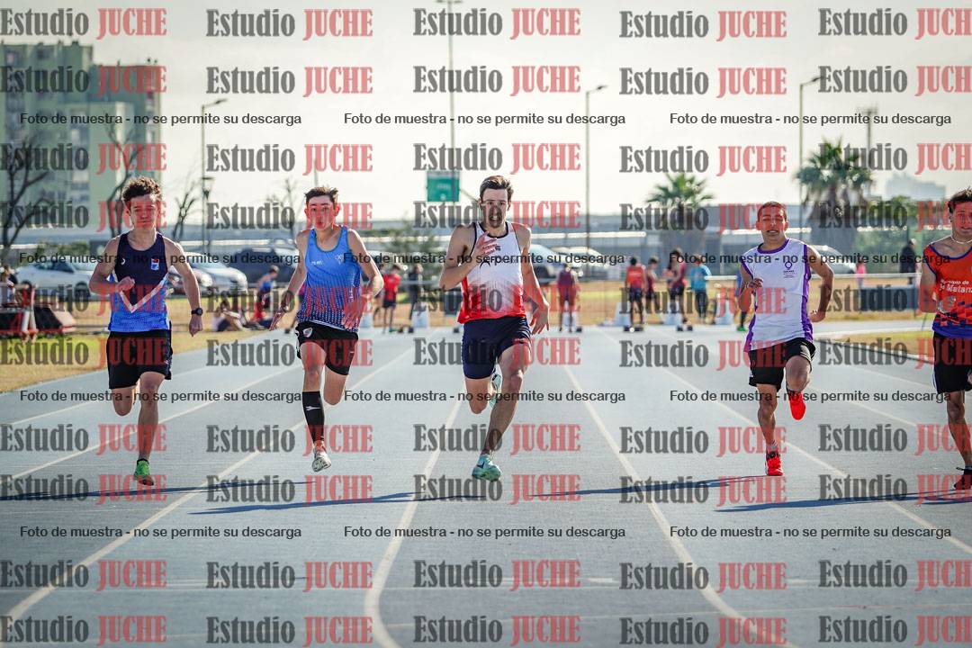 Fotos de los 100 m llanos de varones