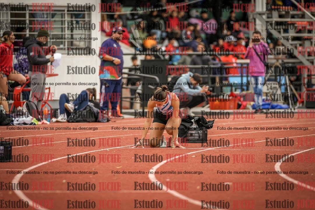 Fotos de los 400 m con vallas de mujeres