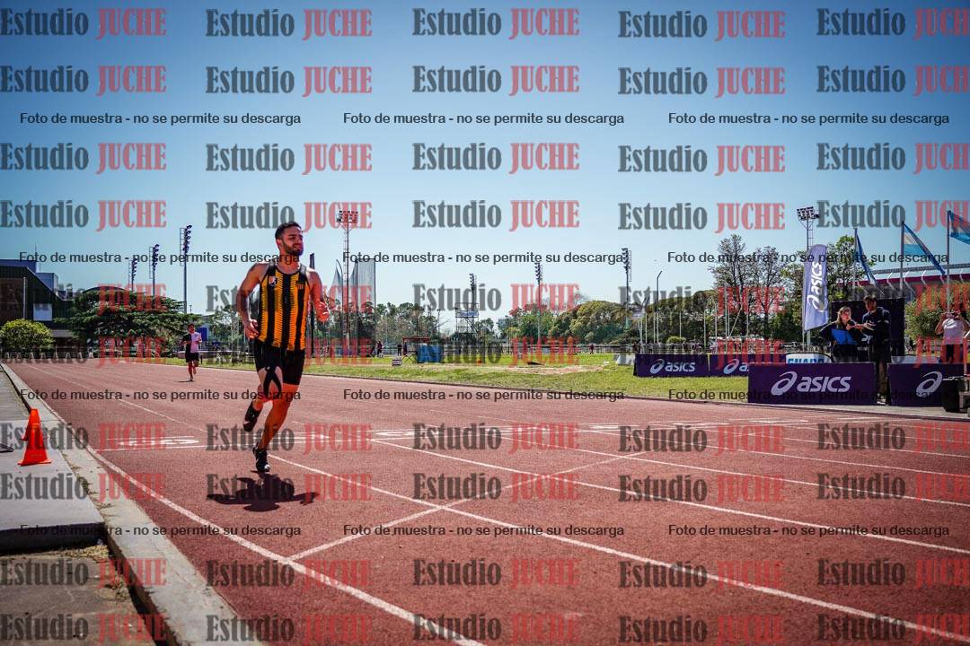 Fotos de los 200 m llanos de varones