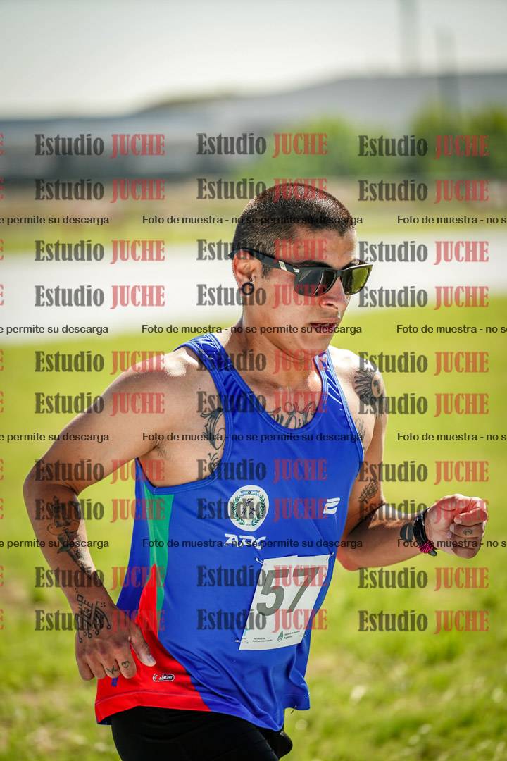 Fotos de los 5000 m de mujeres y varones - serie 2