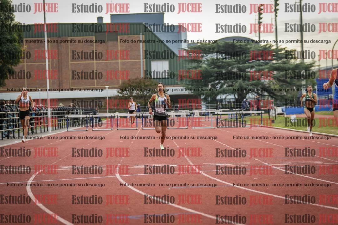 Fotos de los 400 m con vallas de mujeres