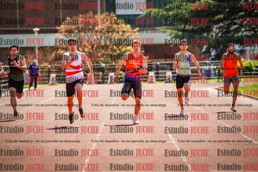 Fotos de los 200 m llanos de varones