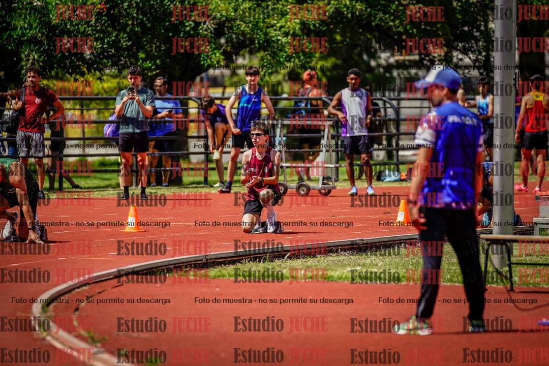 Fotos de los 200 m llanos de varones