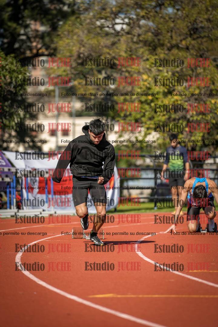 Fotos de los 200 m llanos de varones
