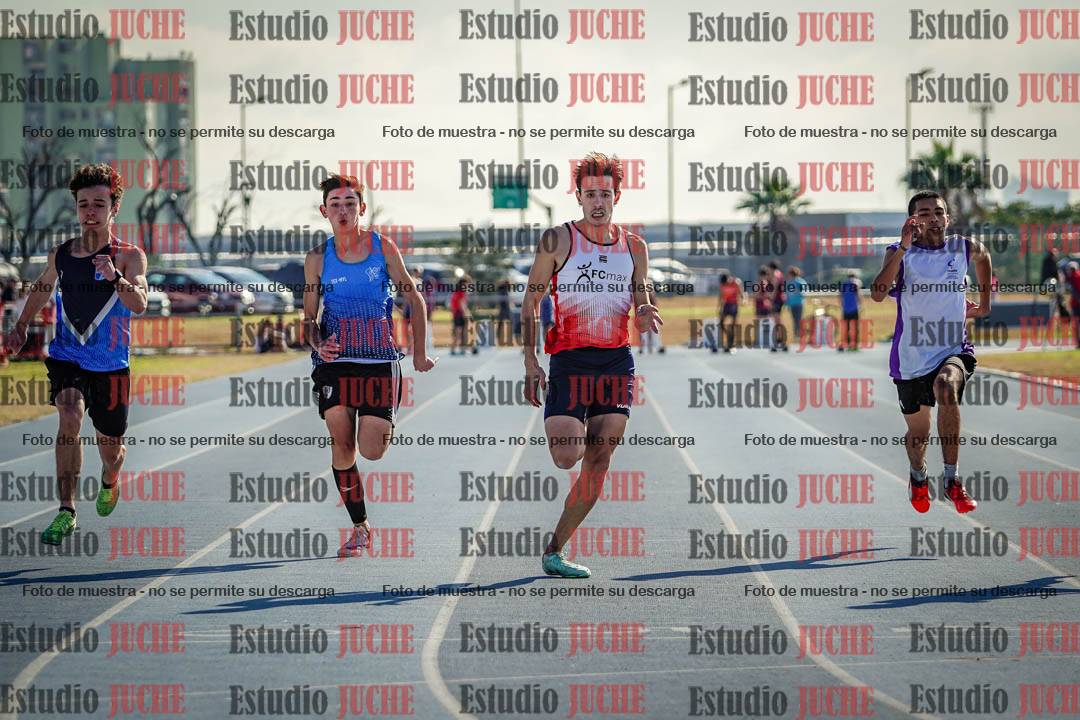 Fotos de los 100 m llanos de varones