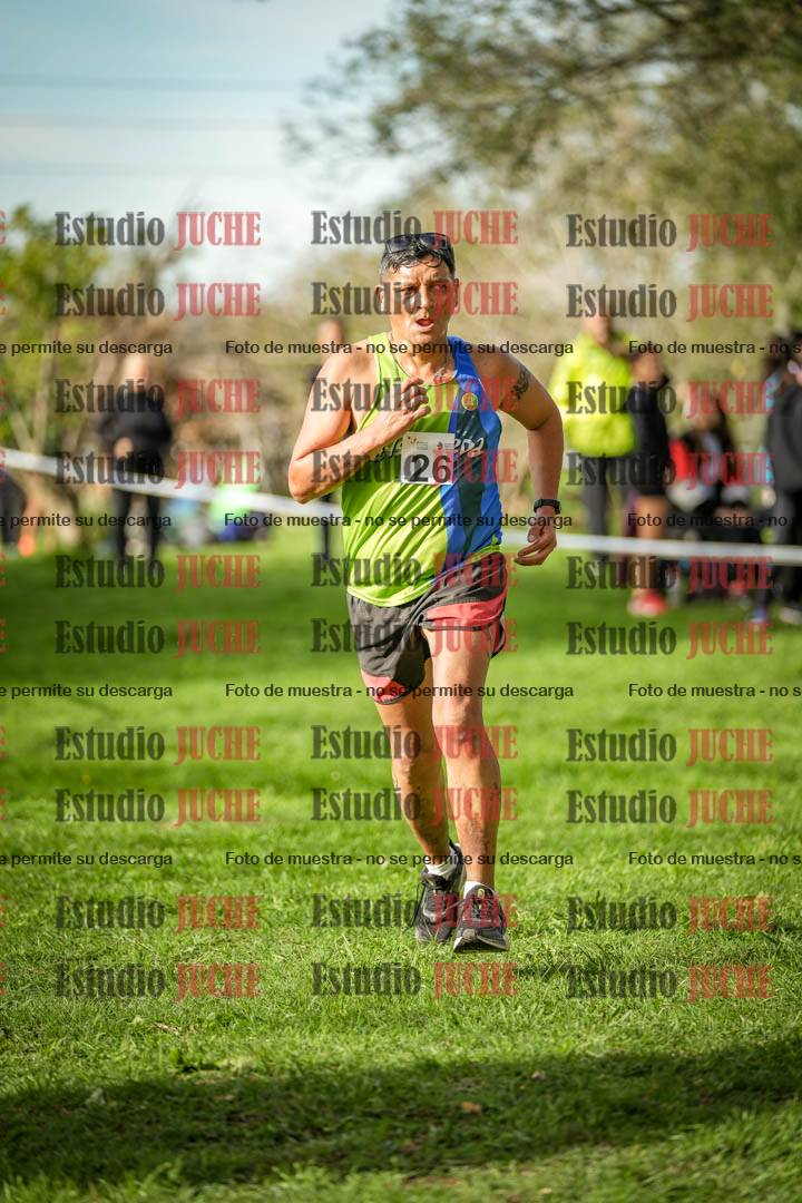 Fotos de la llegada del cross de 4000 m - varones