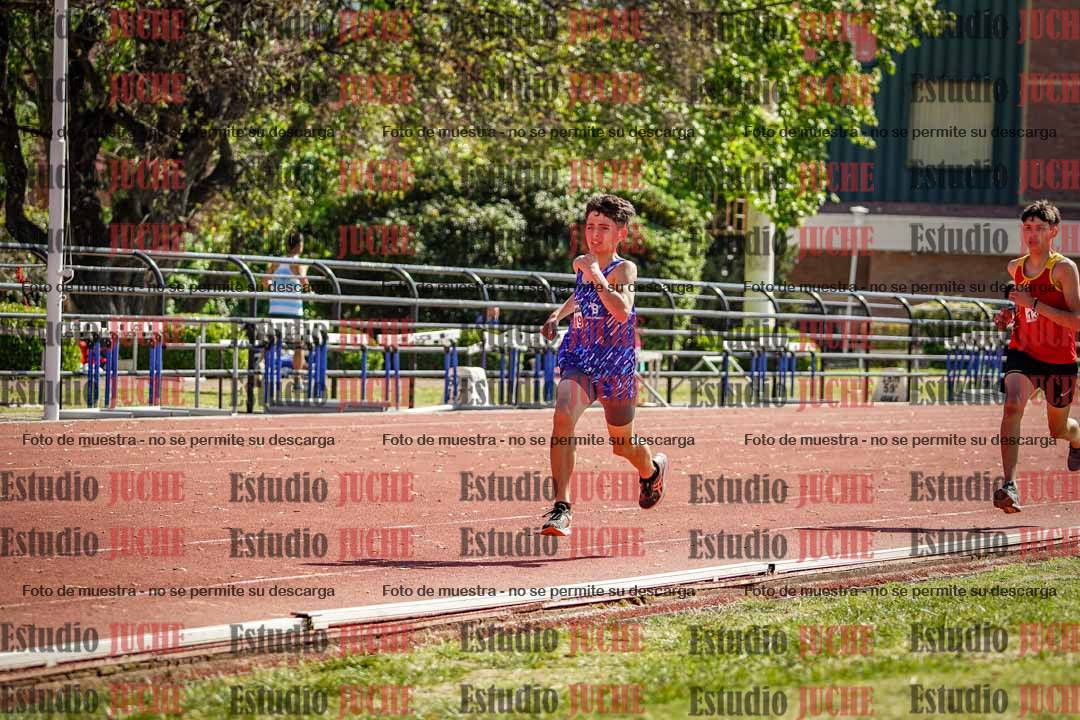 Fotos de los 2400 m de varones