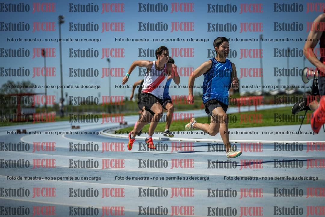 Fotos de los 200 m llanos de varones