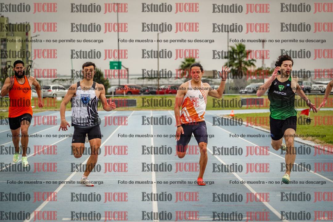 Fotos de los 400 m llanos de varones