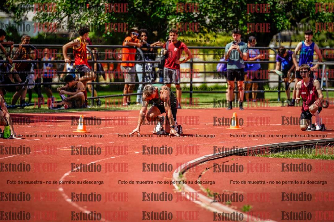 Fotos de los 200 m llanos de varones