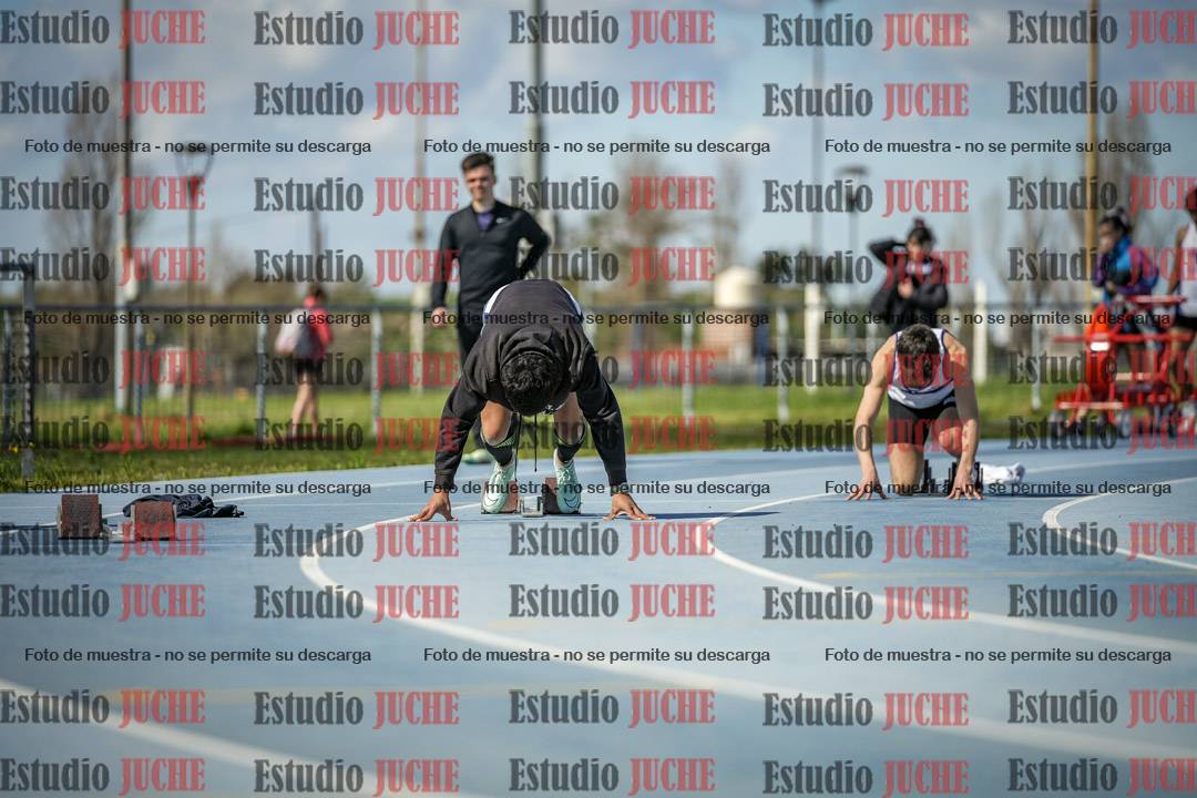 Fotos de los 200 m llanos de varones