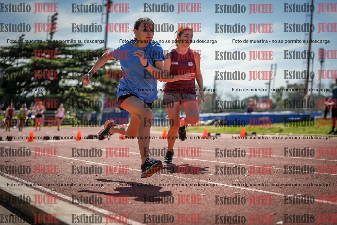 Fotos de los 80 m llanos de mujeres
