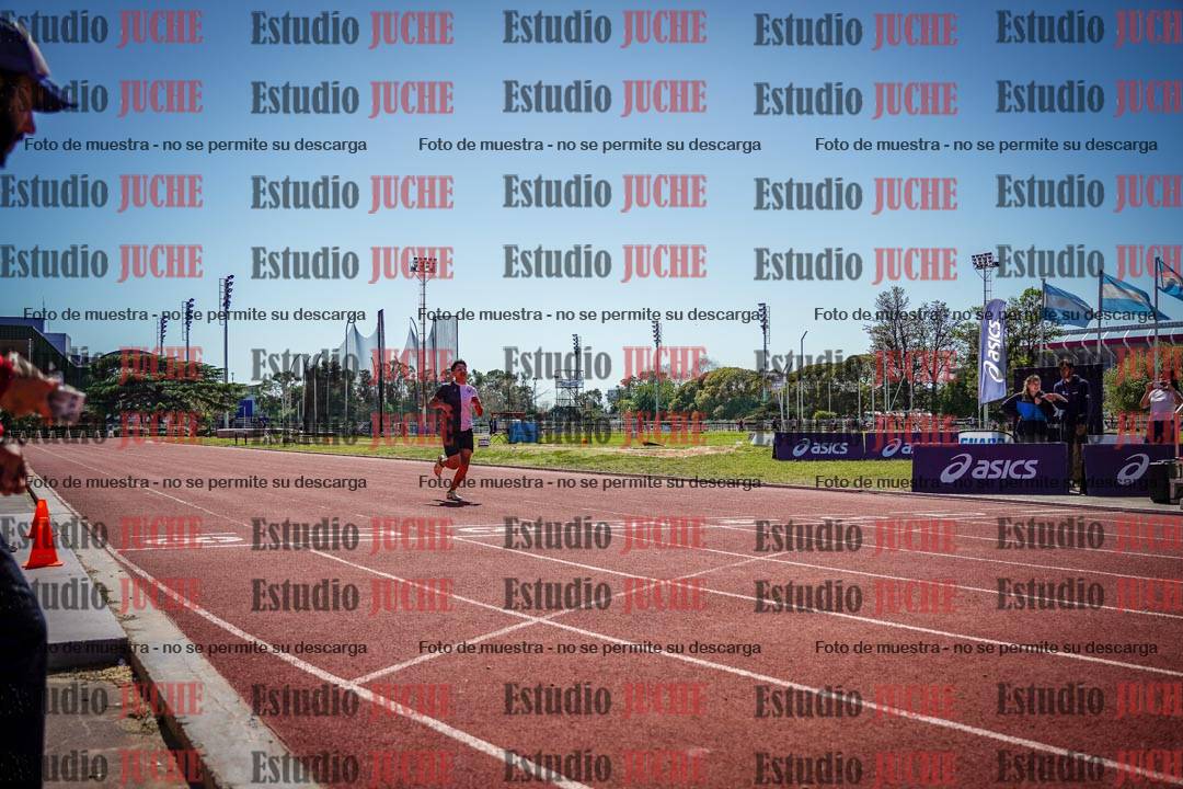 Fotos de los 200 m llanos de varones