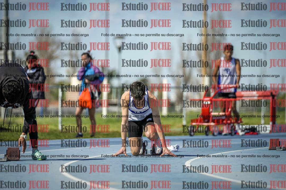 Fotos de los 200 m llanos de varones