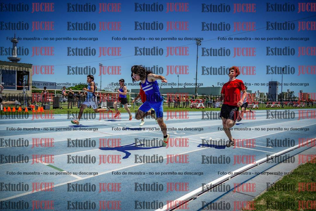 Fotos de los 100 m llanos de varones