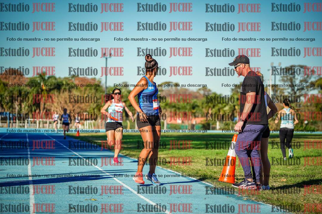 Fotos durante los relevos