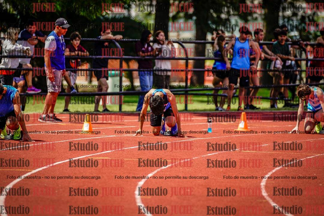Fotos de los 200 m llanos de varones