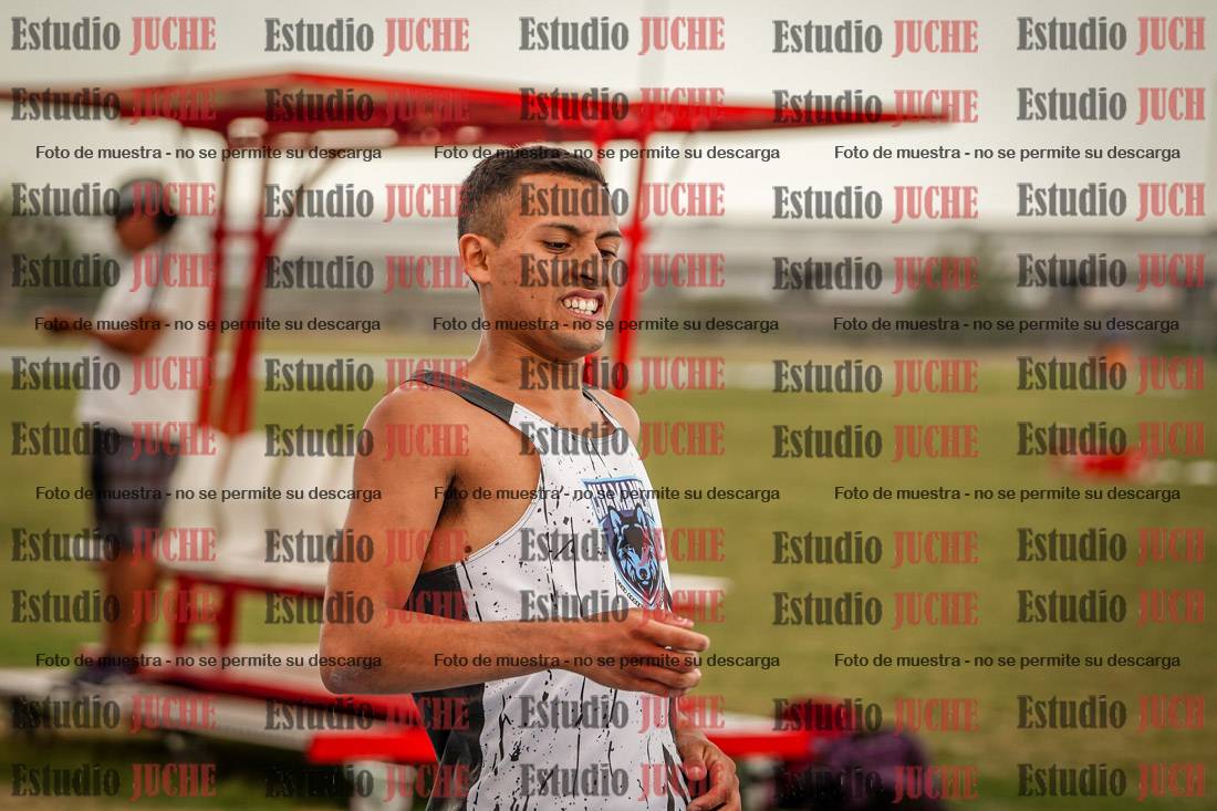 Fotos de los 300 m llanos de varones