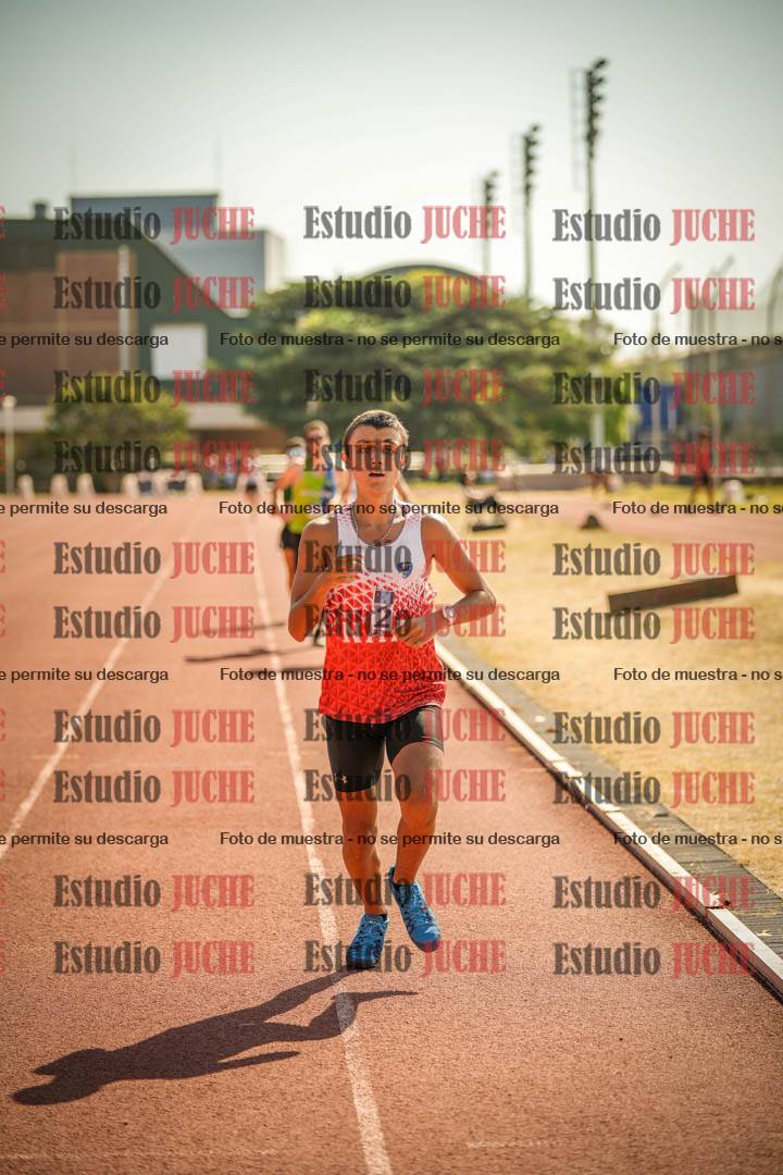 Fotos de los 3000 m llanos de varones
