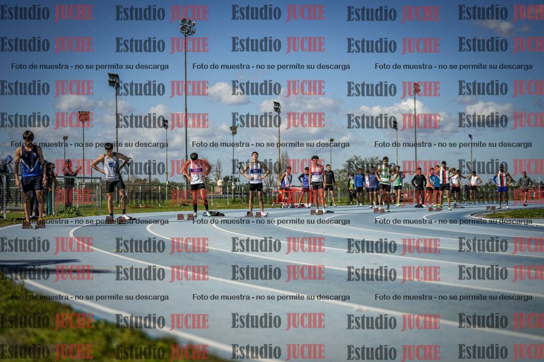 Fotos de los 200 m llanos de varones