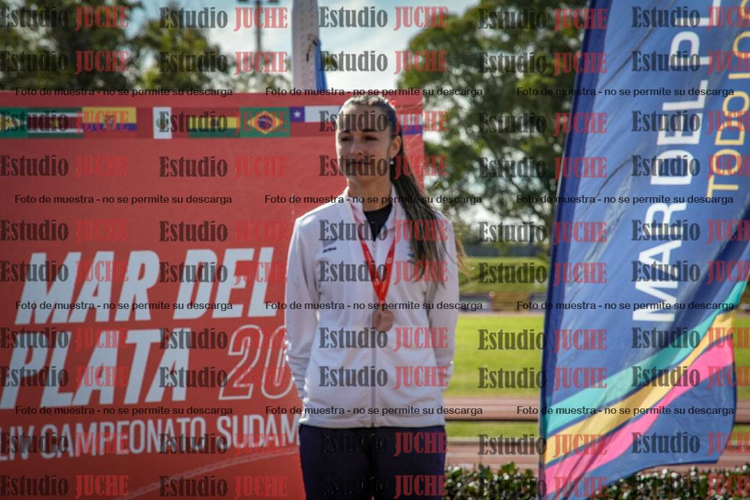 Fotos de algunos extras y podios del día 3