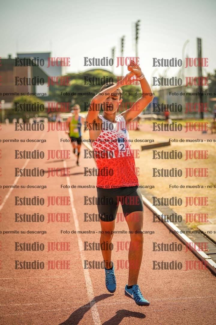 Fotos de los 3000 m llanos de varones